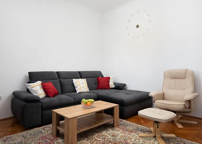 Zerostrasse View Apartman *