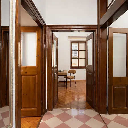 Zerostrasse View Pula