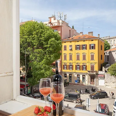 Zerostasse View * Pula