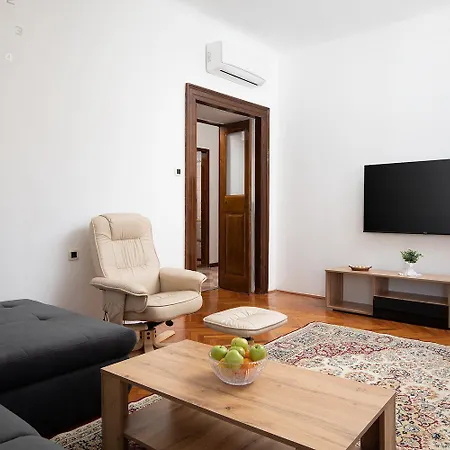 Apartman Zerostasse View